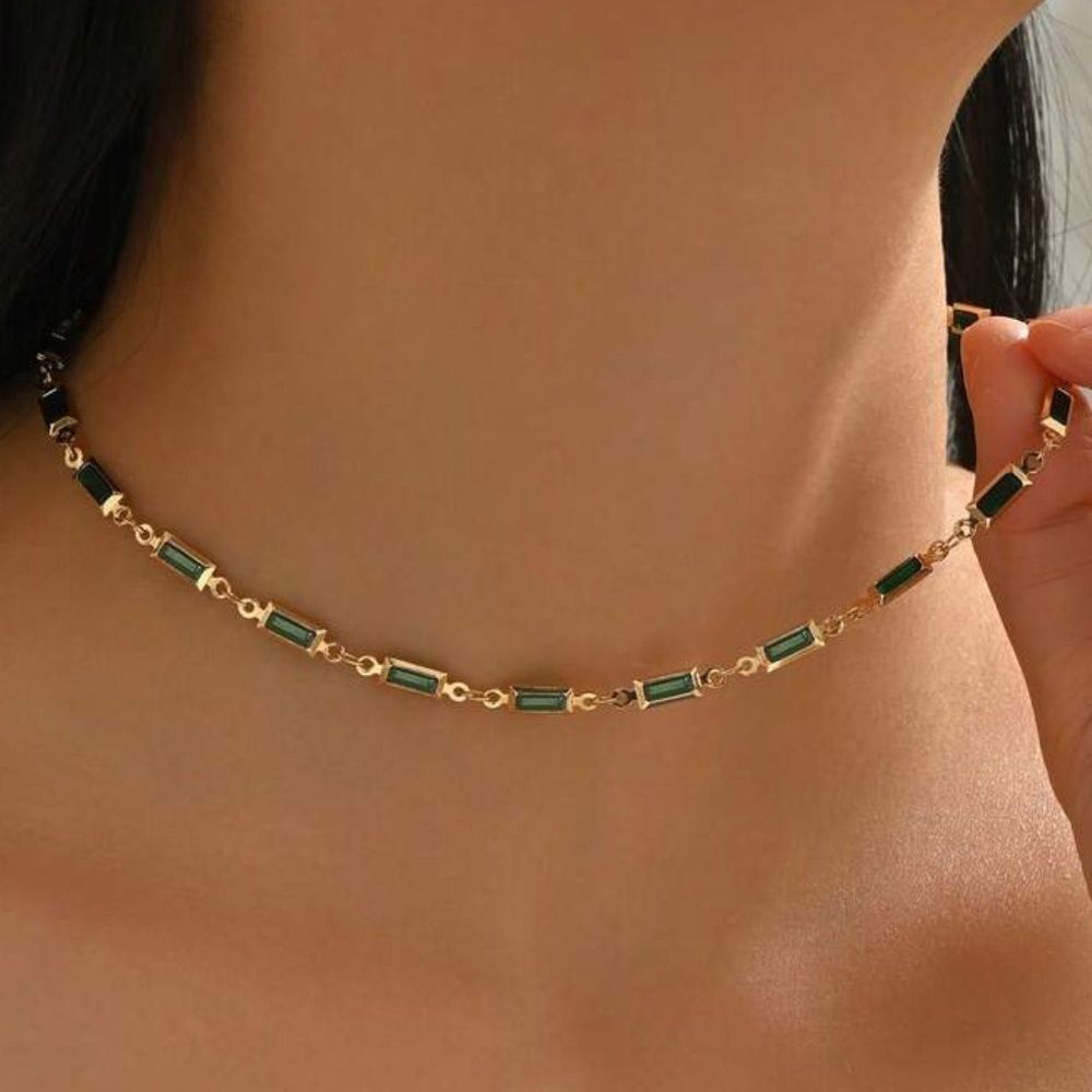 Green crystal Necklace #2250